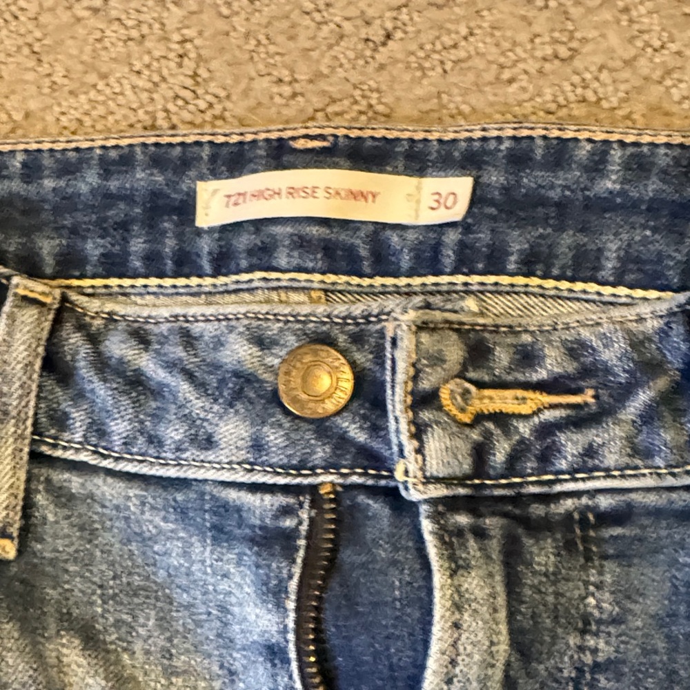 Signature by Levi Strauss High Rise Blue Jeans